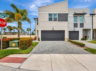 2401 SE Tarvest Way, Stuart, FL 34997