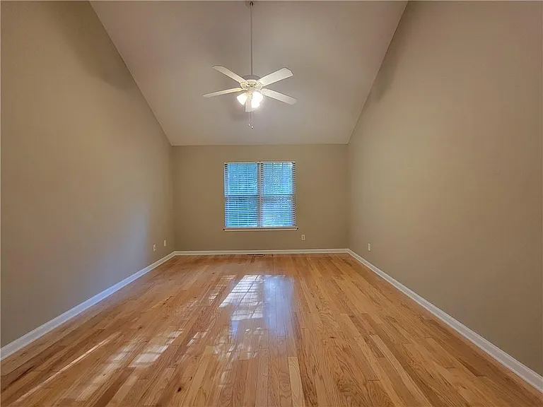 1325 Heatherton Rd — Photo 10