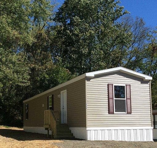 1st image of 3613 Seisholtzville Rd