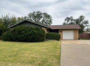 738 Albert Ave, Salina, KS 67401