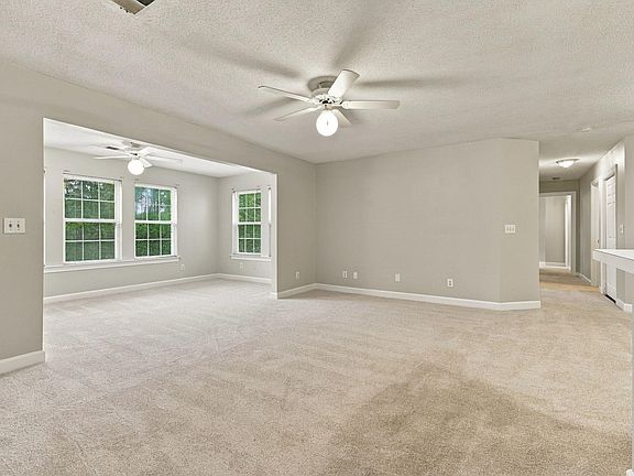 4th image of 4376 Crepe Myrtle Ct. #D