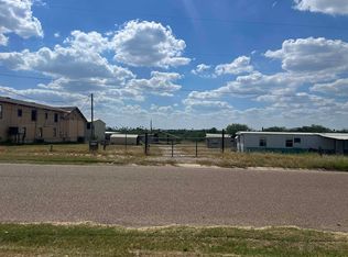 126 Madison Ave, Zapata, TX 78076
