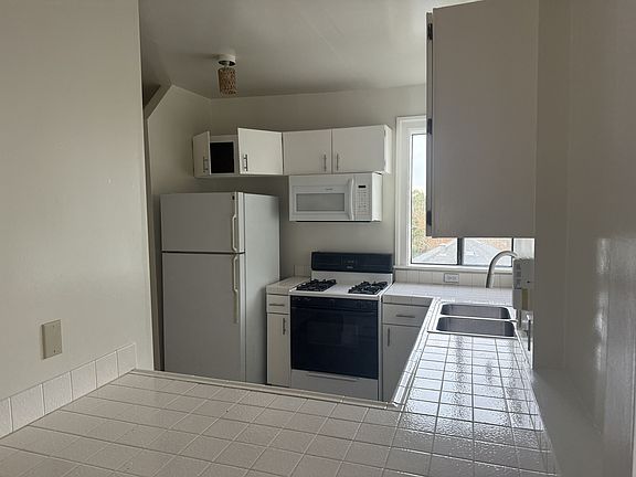 3rd image of 83 Scenic Ave #81