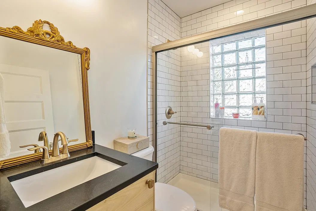 3 bed, 1500 sqft, $3,250 — Photo 3