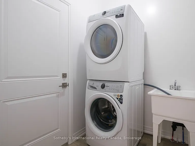 550 Grey St #29 — Photo 21