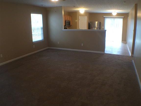 3rd image of 2284 Majestic Prince Dr