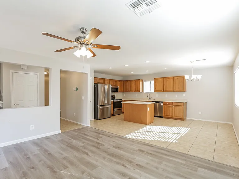 3733 W Dunbar Dr — Photo 7