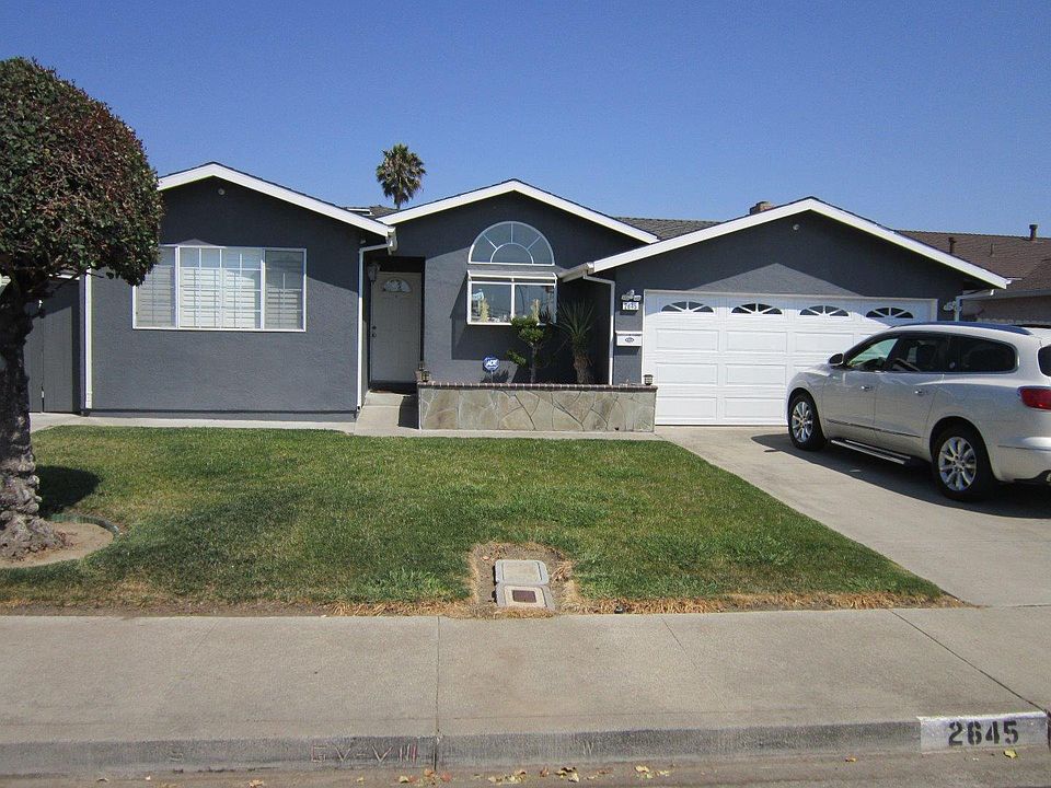 1st image of 2645 Ascot Way