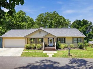 131 Holiday St NE, Marietta, GA 30060