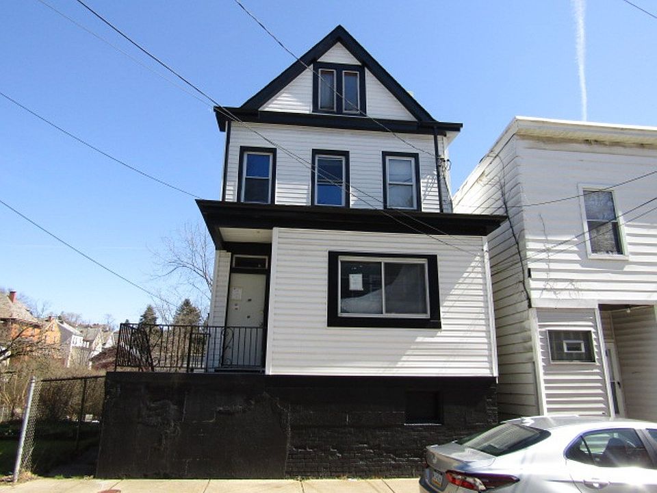 1st image of 215 Anthony St
