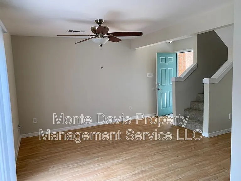 513 S Park Dr #103 — Photo 5