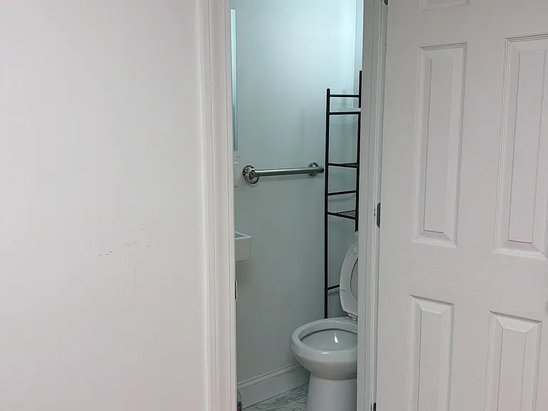 156 Beech St — Photo 12