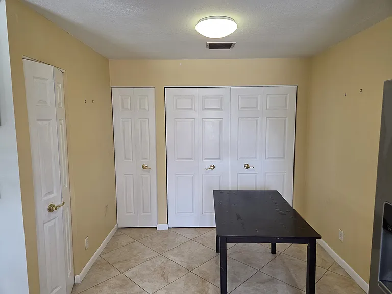 3247 38th Way S #E — Photo 9