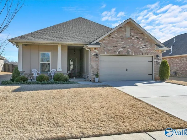 251 Pumprock Dr, Huntsville, AL 35806