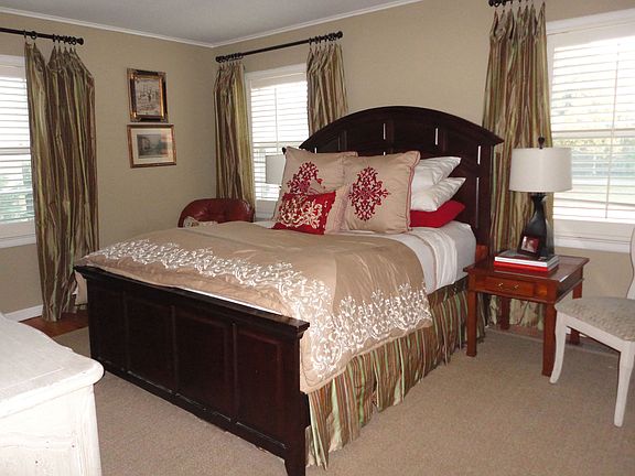 Large Master Bedroom with lots of natural light and good size closet!
