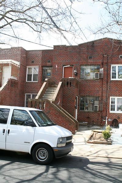 1st image of 1254 E 84th St