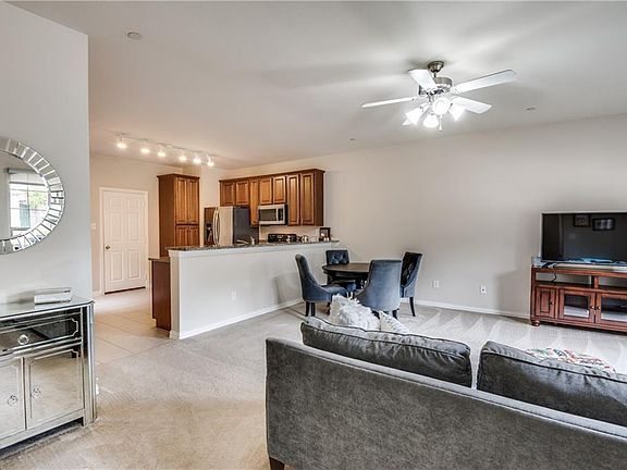 4th image of 575 S Virginia Hills Dr Unit 4102