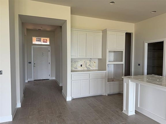 4th image of 16808 Picasso Dr