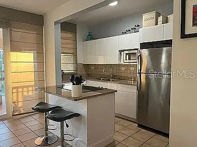 180 Harbour Dr #62D — Photo 6