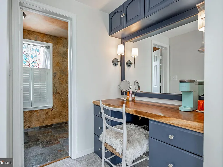 7317 Castleberg Ct — Photo 18