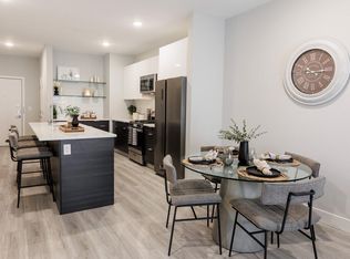 175 Avenue F #3G, Bayonne, NJ 07002