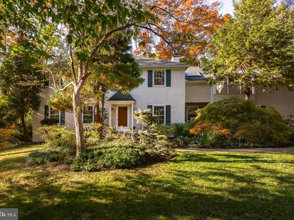 209 Rawles Run Ln, Bryn Mawr, PA 19010