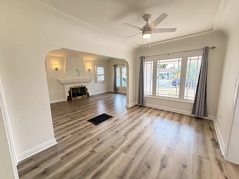 7307 Halldale Ave — Photo 4