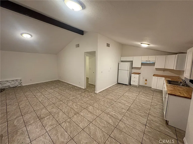 1396 Garnet Ave — Photo 2