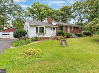 7017 Forest View Dr, Springfield, VA 22150