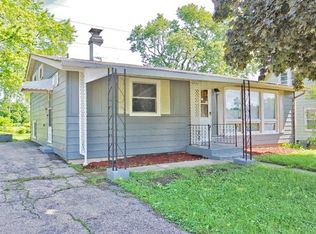 126 E Keith Ave, Waukegan, IL 60085