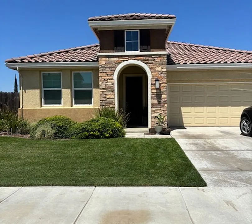 636 Pinelli Dr