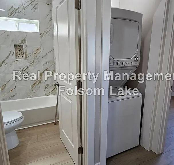 5431-2 Bradford Dr — Photo 9