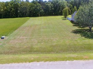137 Willow Ridge Cir, Thomasville, GA 31757