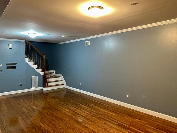 3rd image of 108 Bodine St Floor 1