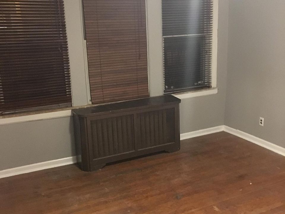 2nd image of 6614 Guyer Ave #2