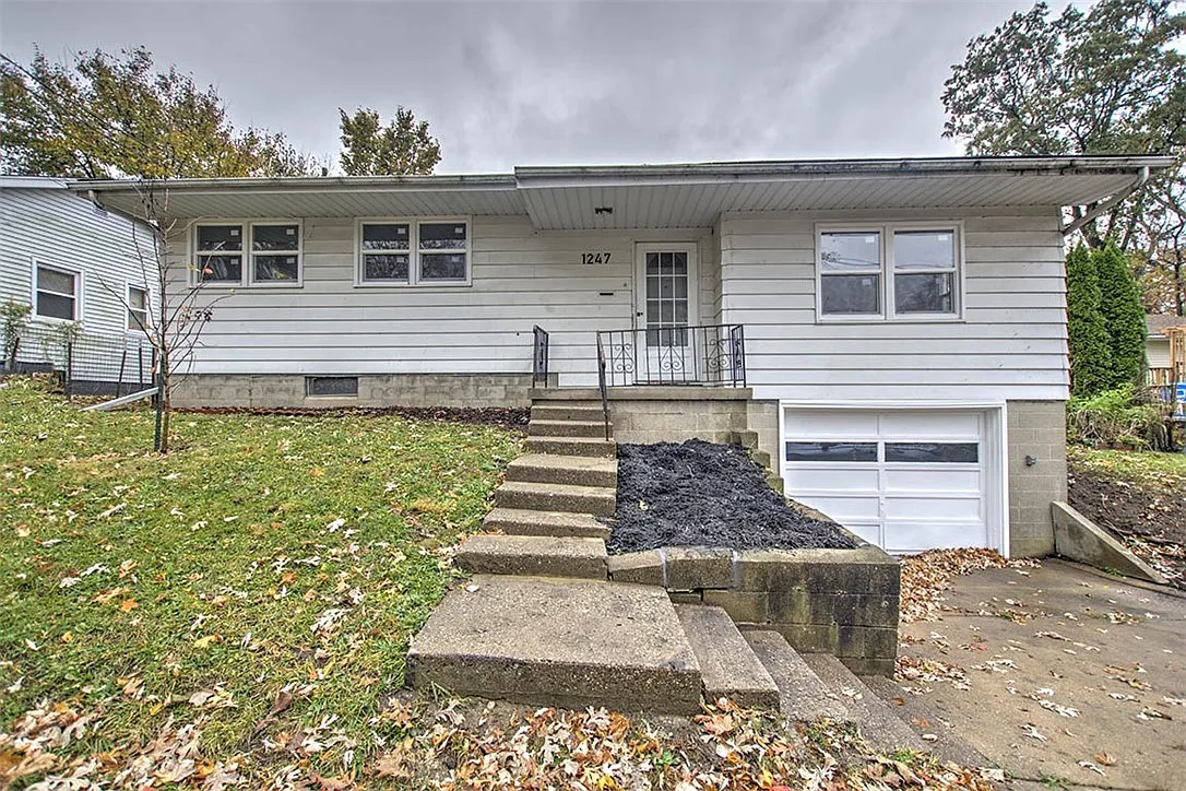 1247 S 20th St photo 1