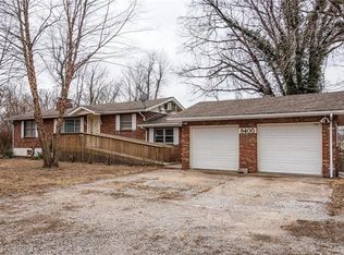 8400 W State Route 15, Belleville, IL 62223