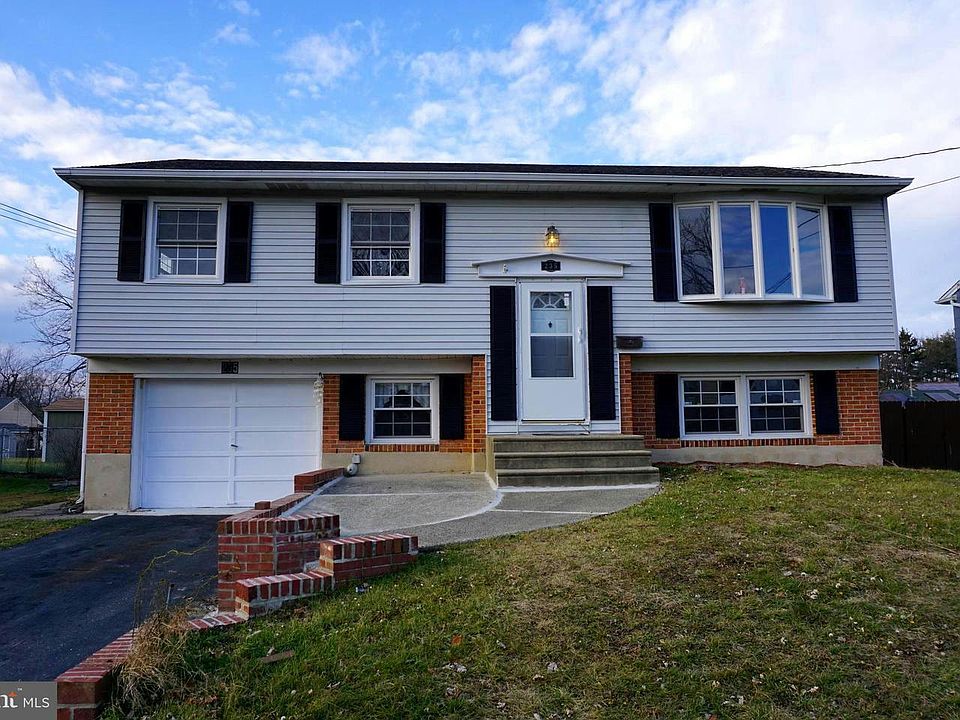 1st image of 235 Fairmount Ave