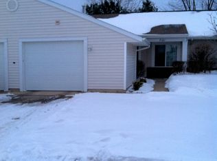 7161 E Cannon Place Dr NE, Rockford, MI 49341