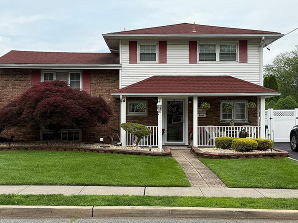 108 Brentwood Rd