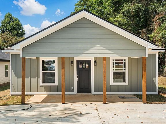 2nd image of 3053 Reese Rd