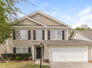 11704 Village Pond Dr #14, Charlotte, NC 28278