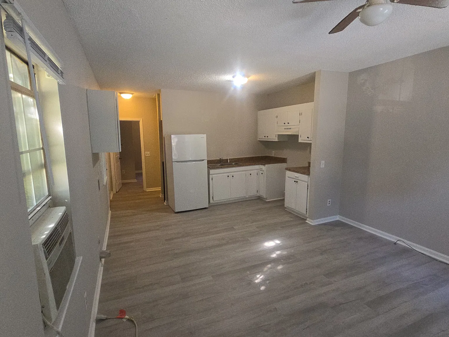 1 bed, 600 sqft, $800 — Photo 3