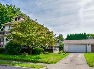 958 9th St NE, Massillon, OH