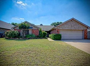 11609 Heritage Square Rd, Oklahoma City, OK 73120
