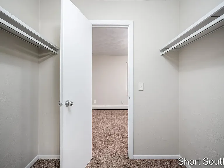 Lakewood Apartments — Photo 8