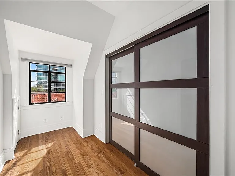 81 Peachtree Pl NE #Penthouse 12 — Photo 10