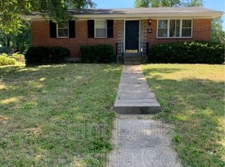 1390 Reale Ave, Saint Louis, MO 63138