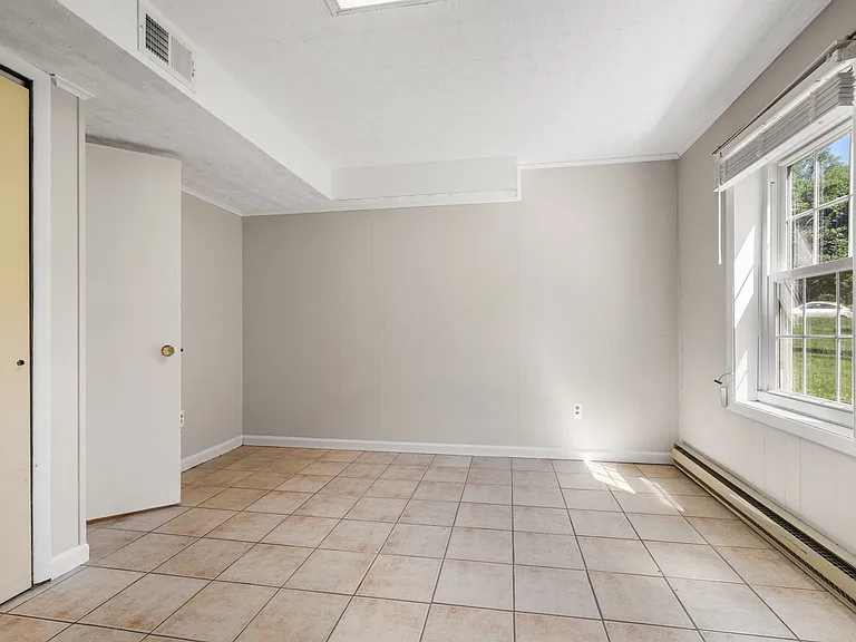 222 Apple Blossom Ct — Photo 38