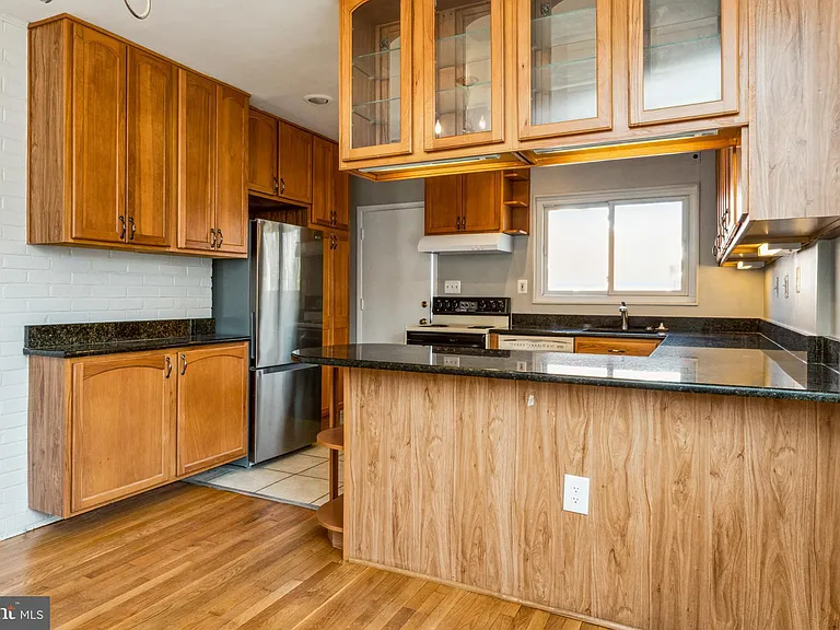 5424 Ferndale St — Photo 14